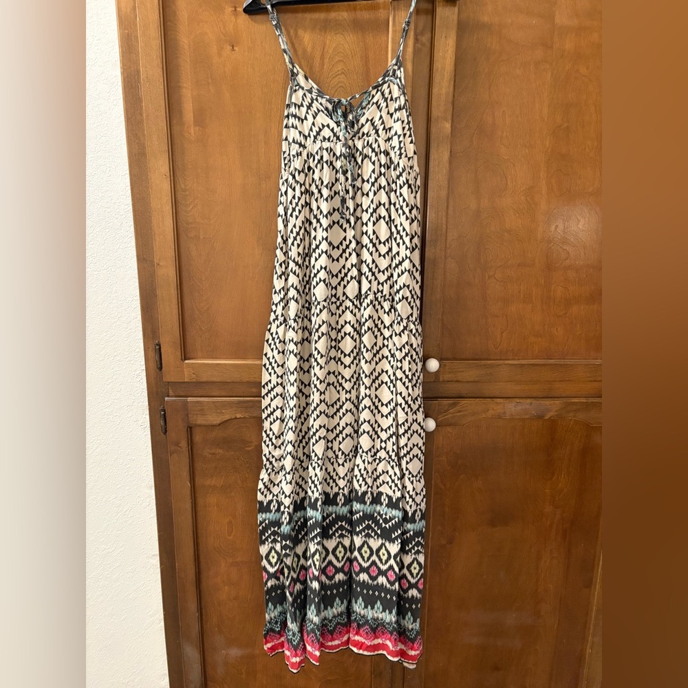 Billabong Black and Cream Maxi Dress